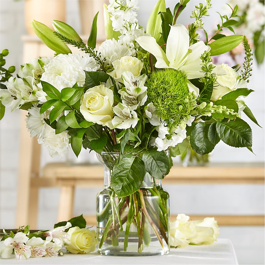 Classic Ivory – A Florist Original – Morgan Hill Florist, San Jose CA